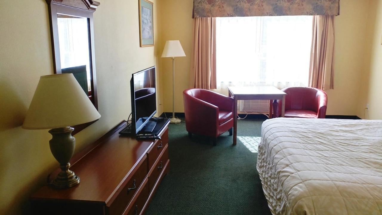 Palace Inn & Suites Lincoln City Exterior foto